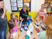 Společné vaření s rodiči - Vaříme spolu - produkty Jaroměřické mlékárny